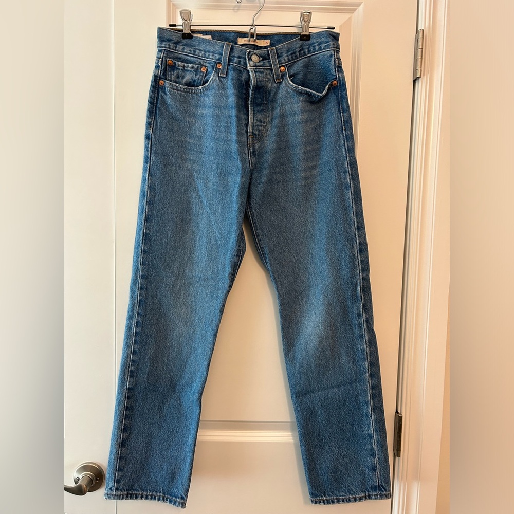 Levi’s Wedgie Straight